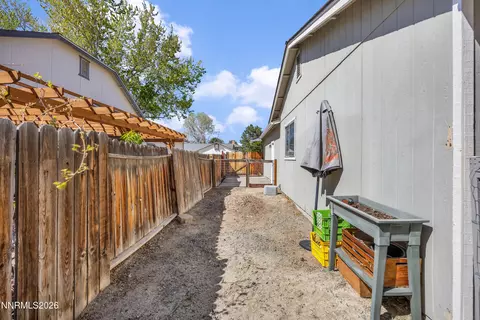 Exterior - 1701 Clover Leaf Dr, Sparks, NV 89434 photo 6 of 6