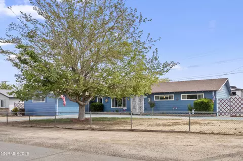 804 K St, Hawthorne, NV 89415