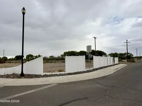 804 Maple Way, Fallon, NV 89406