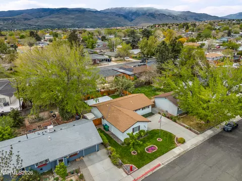 View/Area - 1065 Beldon Way, Reno, NV 89503 photo 2 of 11
