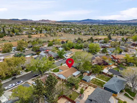 View/Area - 1065 Beldon Way, Reno, NV 89503 photo 6 of 11