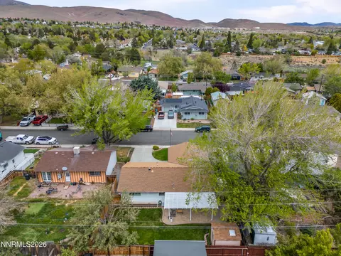 View/Area - 1065 Beldon Way, Reno, NV 89503 photo 9 of 11
