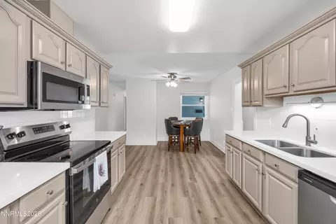 Kitchen - 1065 Beldon Way, Reno, NV 89503 photo 4 of 4