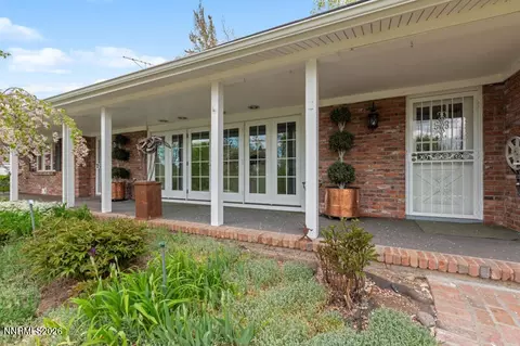 1880 Meadowview Ln, Reno, NV 89509