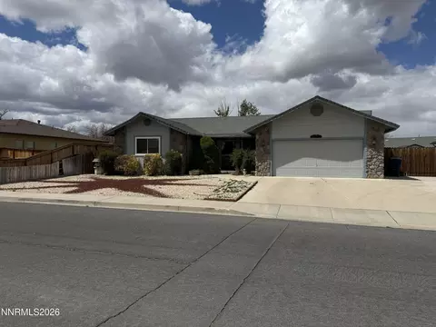 685 Palomino Dr, Fernley, NV 89408