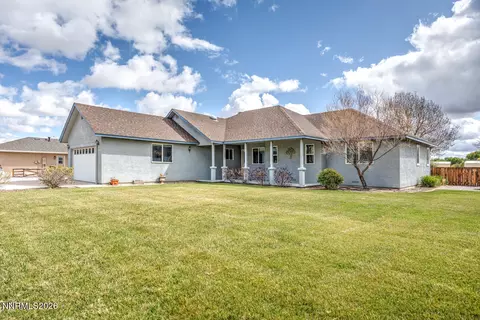 Exterior - 1100 Venturacci Ln, Fallon, NV 89406 photo 1 of 5