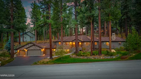 200 Piney Creek Rd, Reno, NV 89511