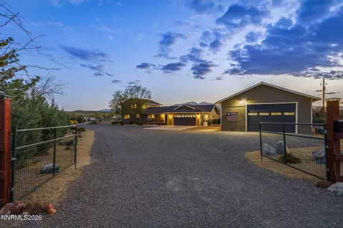 1324 Tamzy Ct, Gardnerville, NV 89410