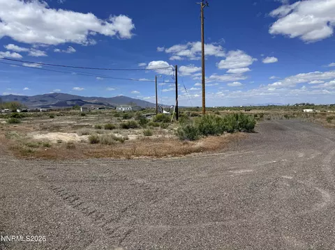 1881 Presidential Blvd, Battle Mountain, NV 89820
