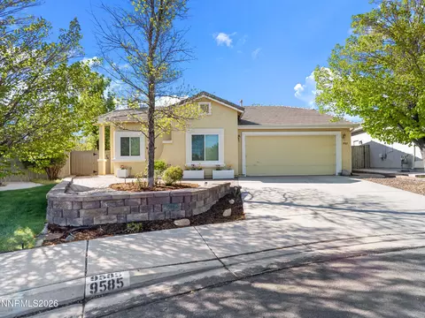9585 Navigator Dr, Reno, NV 89521