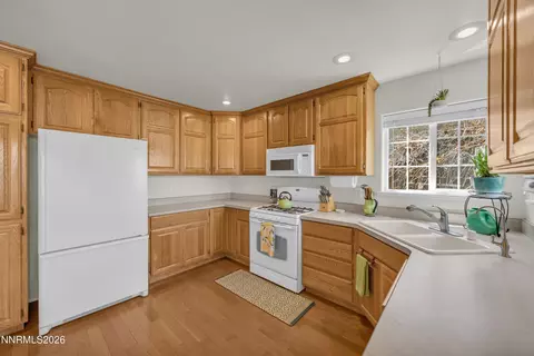 Kitchen - 812 Augusta Ln, Fallon, NV 89406 photo 3 of 3