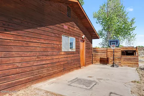 Exterior - 2170 Rice Rd, Fallon, NV 89406 photo 5 of 6