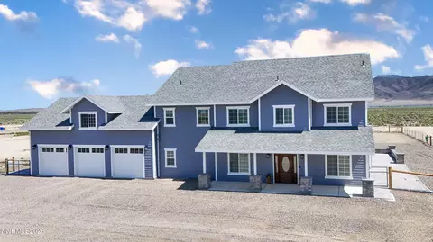 6300 Bear Grass Rd, Winnemucca, NV 89445