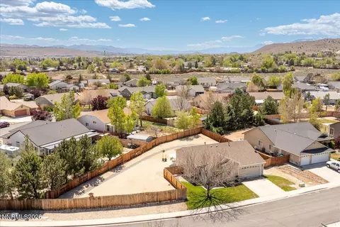 198 Tankersley Dr, Sparks, NV 89436