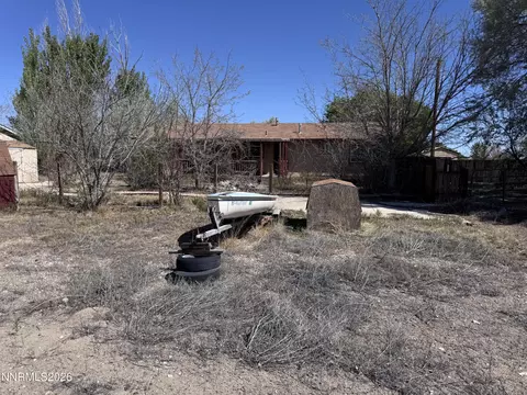 Exterior - 2995 Dallas Dr, Fallon, NV 89406 photo 4 of 5