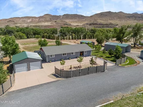 31850 Cantlon Dr, Wadsworth, NV 89442