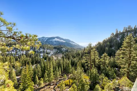 332 Barton Dr, Stateline, NV 89449