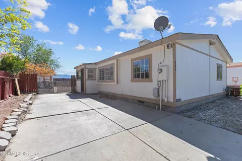 784 Chari Dr, Mound House, NV 89706