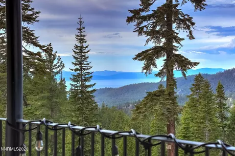 495 Tramway Dr #7, Stateline, NV 89449