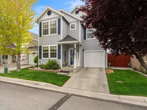 1353 Molly Dr, Carson City, NV 89706