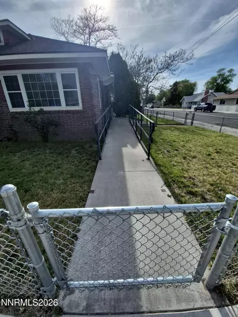 Exterior - 210 S Taylor St, Fallon, NV 89406 photo 2 of 5