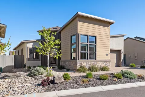 2225 Paint Horse Dr, Reno, NV 89521