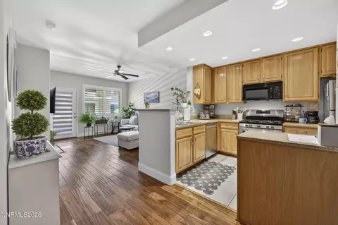 900 S Meadows Pkwy #613, Reno, NV 89521
