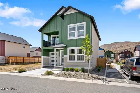 3869 Bonnie Pl, Carson City, NV 89701