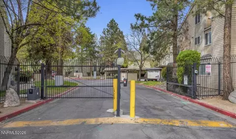 2125 Roundhouse Rd, Sparks, NV 89431