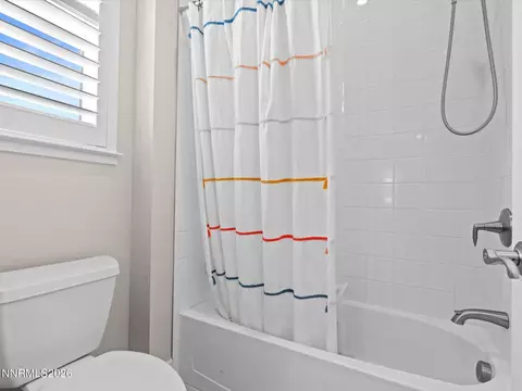 Bath - 3019 Copper Stone Dr, Reno, NV 89521 photo 6 of 7