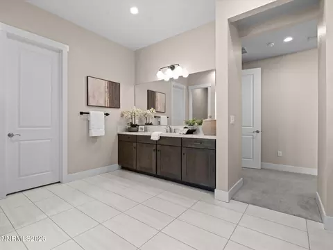 Bath - 3019 Copper Stone Dr, Reno, NV 89521 photo 3 of 7