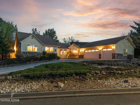 2280 Stowe Dr, Reno, NV 89511