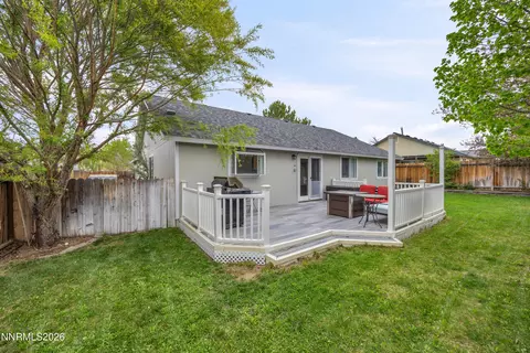 Exterior - 987 Haystack Dr, Carson City, NV 89705 photo 6 of 7