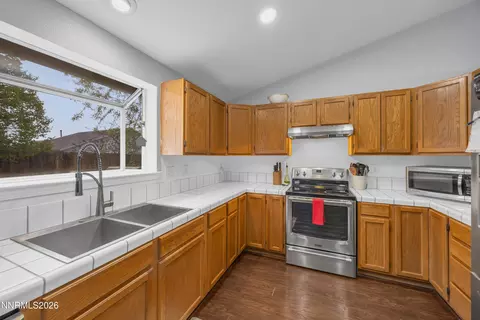 Kitchen - 987 Haystack Dr, Carson City, NV 89705 photo 3 of 4