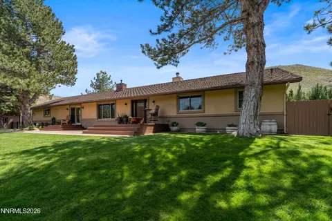 Exterior - 190 E Laramie Dr, Reno, NV 89521 photo 9 of 25