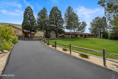 Exterior - 190 E Laramie Dr, Reno, NV 89521 photo 1 of 25