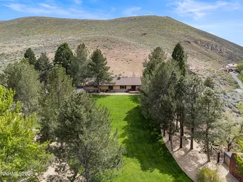 Exterior - 190 E Laramie Dr, Reno, NV 89521 photo 24 of 25