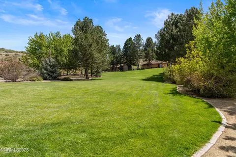 Exterior - 190 E Laramie Dr, Reno, NV 89521 photo 6 of 25