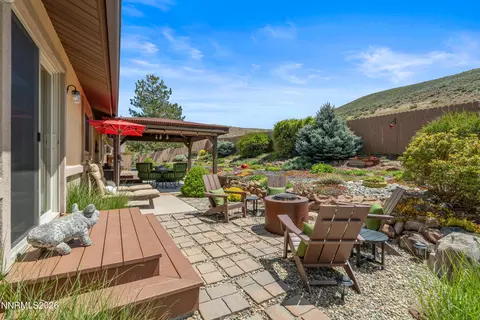 Exterior - 190 E Laramie Dr, Reno, NV 89521 photo 12 of 25