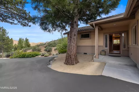 Exterior - 190 E Laramie Dr, Reno, NV 89521 photo 20 of 25