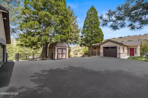 Exterior - 190 E Laramie Dr, Reno, NV 89521 photo 18 of 25