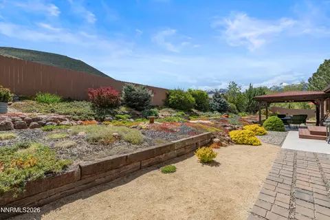 Exterior - 190 E Laramie Dr, Reno, NV 89521 photo 14 of 25