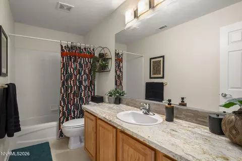 Bath - 4485 Great Falls Loop, Reno, NV 89511 photo 4 of 4