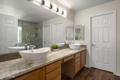 Bath - 4485 Great Falls Loop, Reno, NV 89511 photo 1 of 4