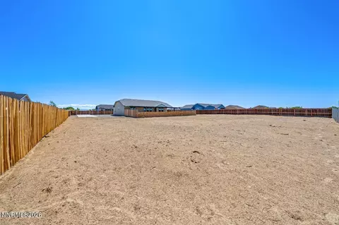 Exterior - 1333 Sky Ridge Dr, Fallon, NV 89406 photo 4 of 4