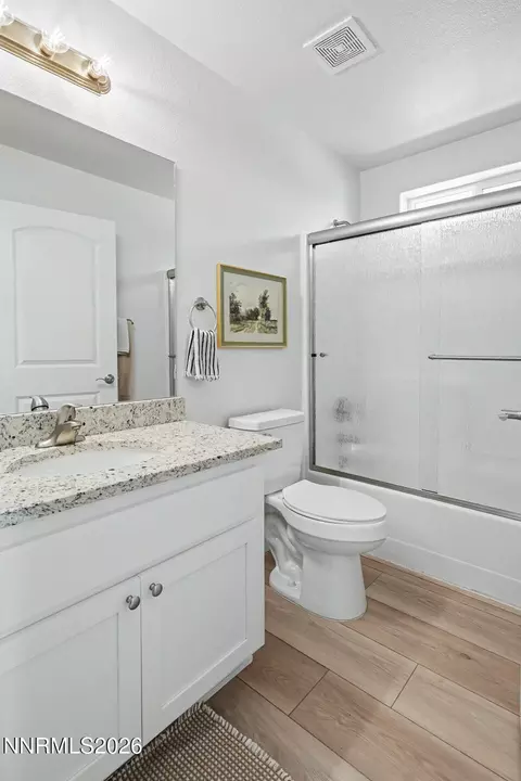 Bath - 829 Great Basin Ln, Fallon, NV 89406 photo 1 of 3