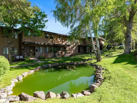 121 Lake Glen Dr, Carson City, NV 89703