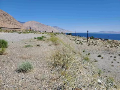 450 Randall St, Walker Lake, NV 89415