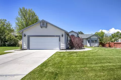 1778 Bougainvillea Dr, Minden, NV 89423