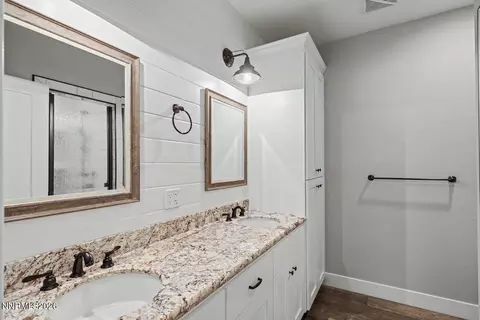 Bath - 1345 Julie Ln, Fallon, NV 89406 photo 1 of 5